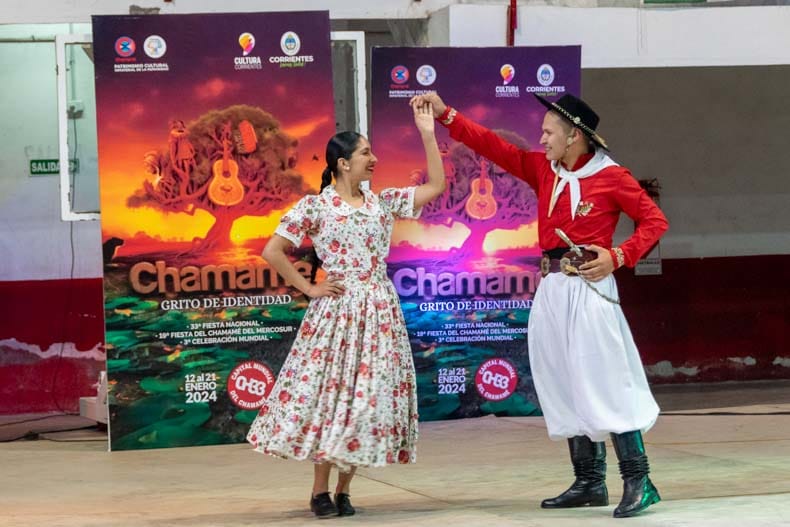 PAREJA NACIONAL DEL CHAMAMÃ_ (3)