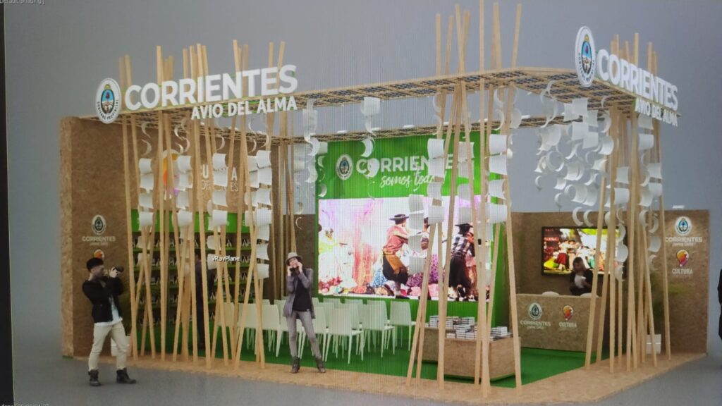 STAND DE CORRIENTES-FERIA INTERNACIONAL DEL LIBRO